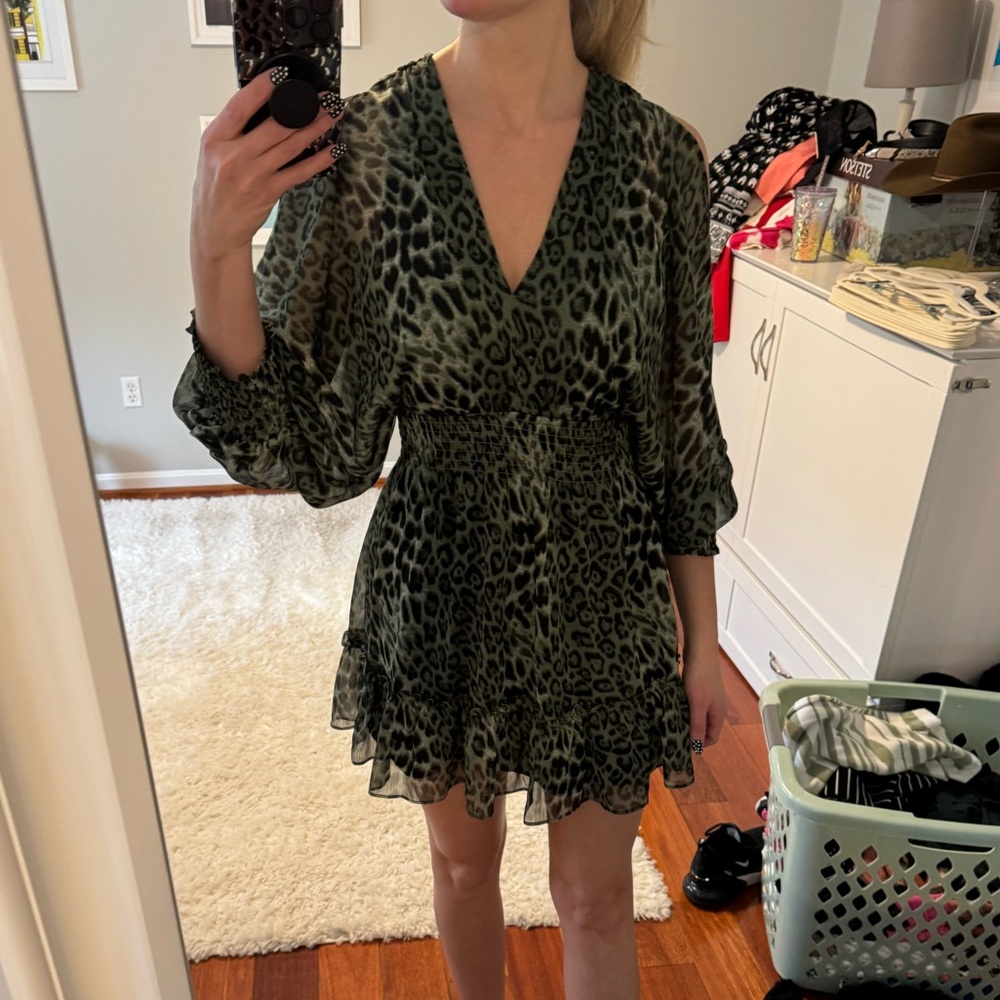 Etiquette Green Leopard Print V-Neck Dress